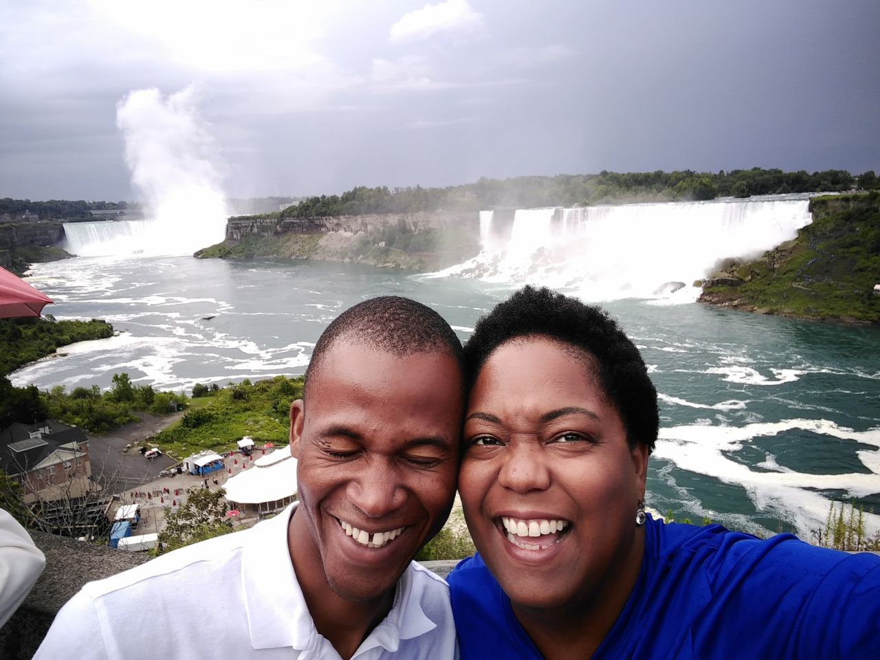 Today, Honoré and Rachel live in Canada together. Here they are pictured at Niagara Falls.